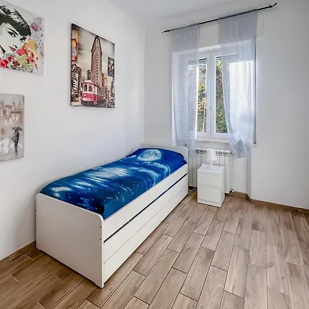 Happy House Apartman