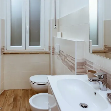 Apartment Happy House Savona