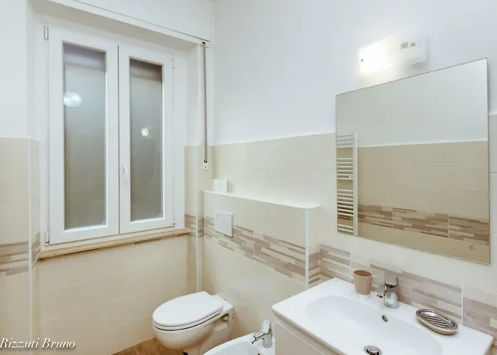 Happy House * Savona